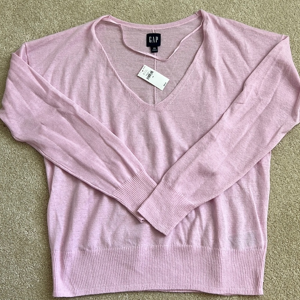 Gap Lightweight sweater